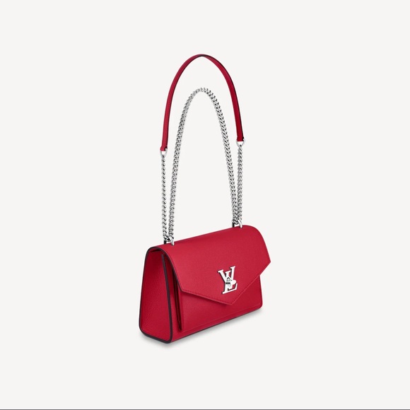 LV MyLockMe Chain Bag with LV Dustbag - Picture 7 of 12